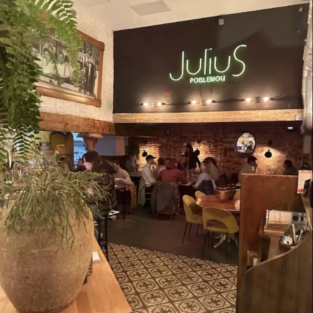 Julius - Restaurante con café de especialidad en Poblenou Barcelona - Animal Coffee Partners Julius - Restaurante con café de especialidad en Poblenou Barcelona - Animal Coffee Partners