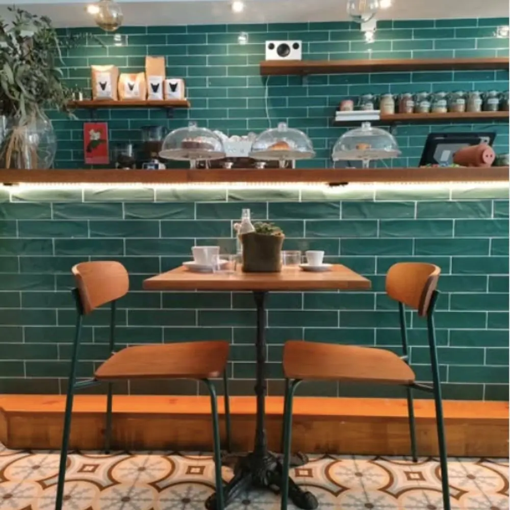 Sal y Salvia - Restaurante con café de especialidad en Barcelona - Animal Coffee Partners Sal y Salvia - Restaurante con café de especialidad en Barcelona - Animal Coffee Partners